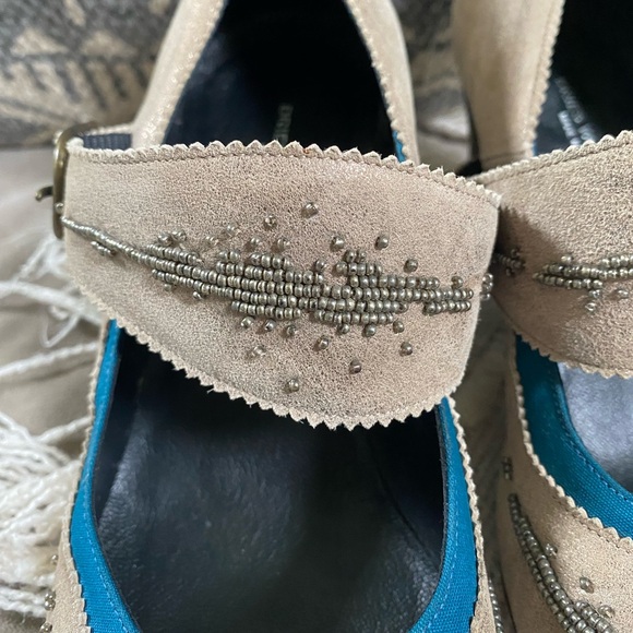 {Dries Van Noten} Beaded Heels - Picture 4 of 14